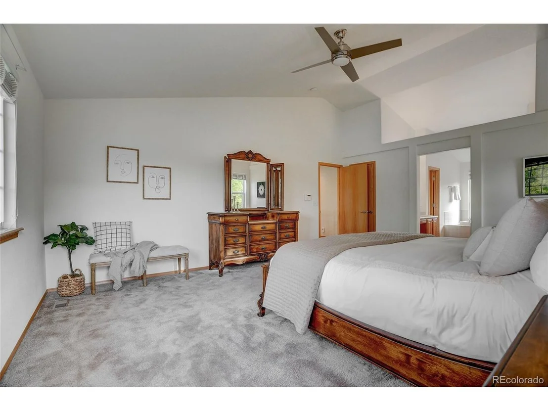 Photo of 4910 Silverleaf Ave