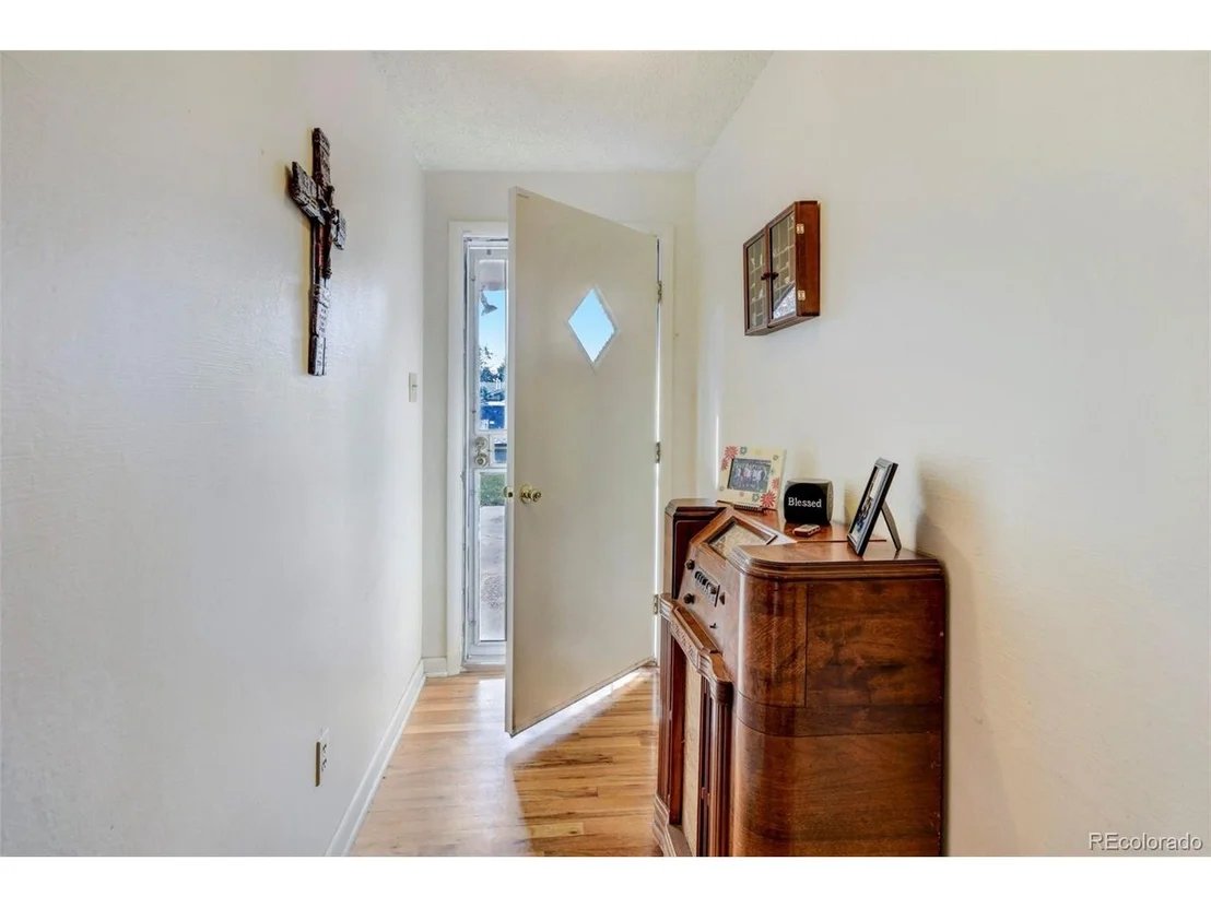 Photo of 550 Iola St