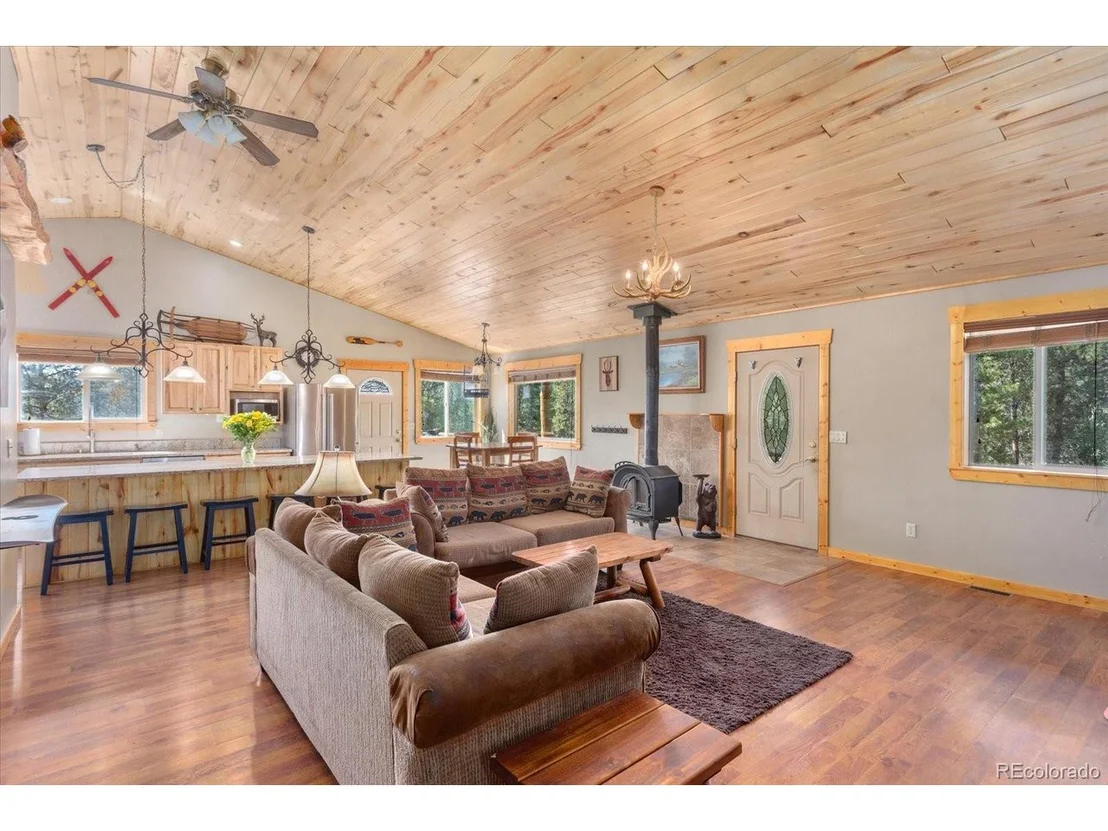 Photo of 217 Peak View Dr