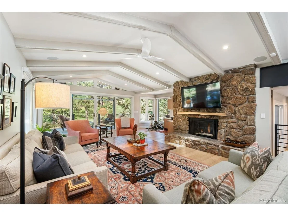 Photo of 2901 Interlocken Dr