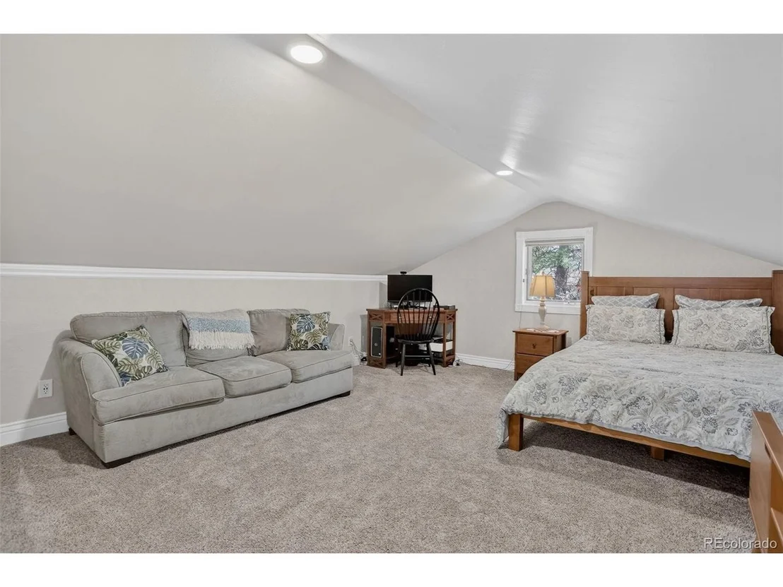 Photo of 34144 Rock Creek Rd