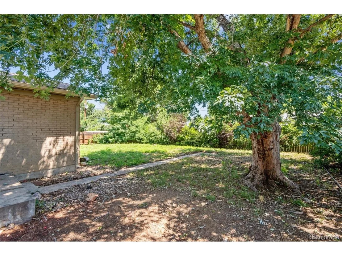 Photo of 11892 Mccrumb Dr
