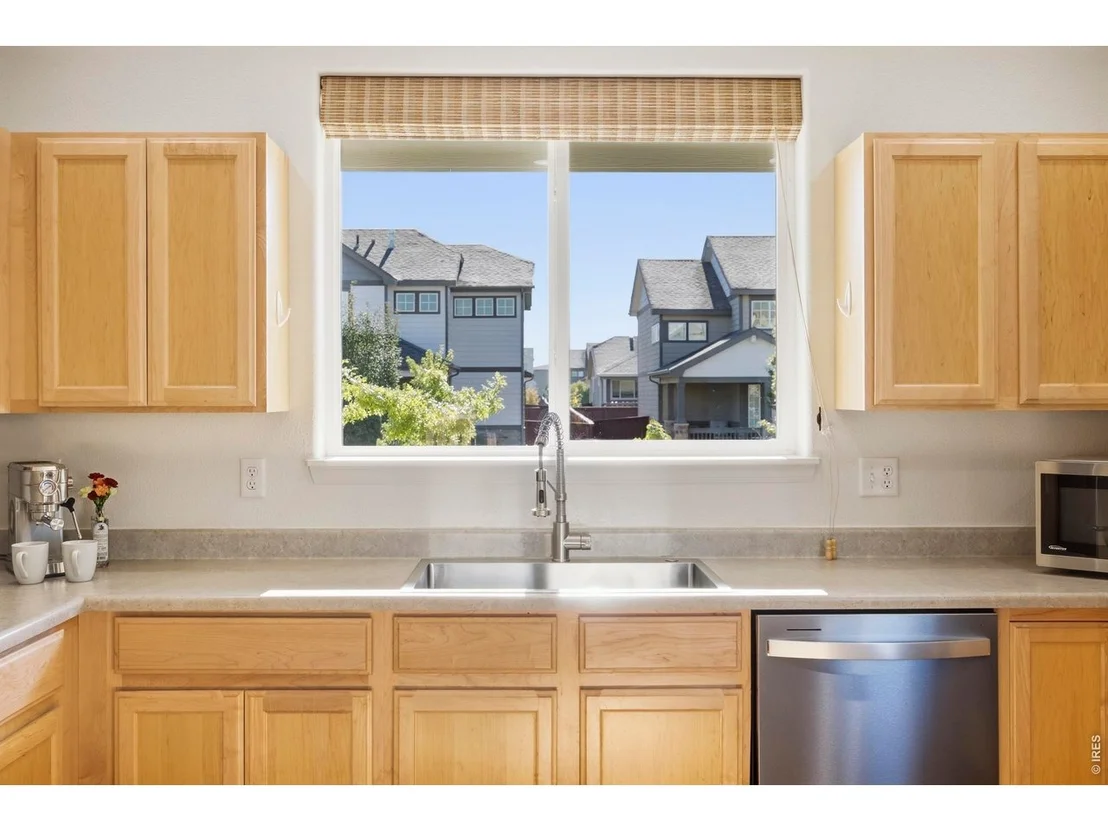 Photo of 1662 Thrive Dr