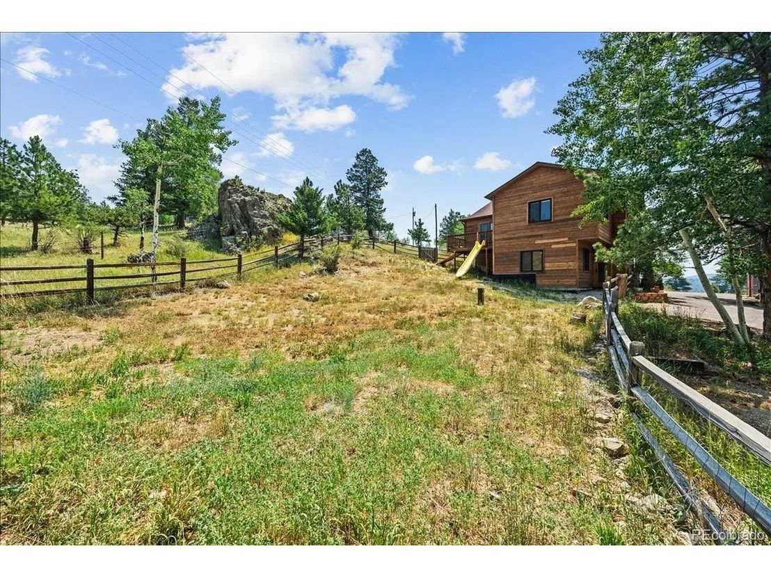 Photo of 641 County Road 72
