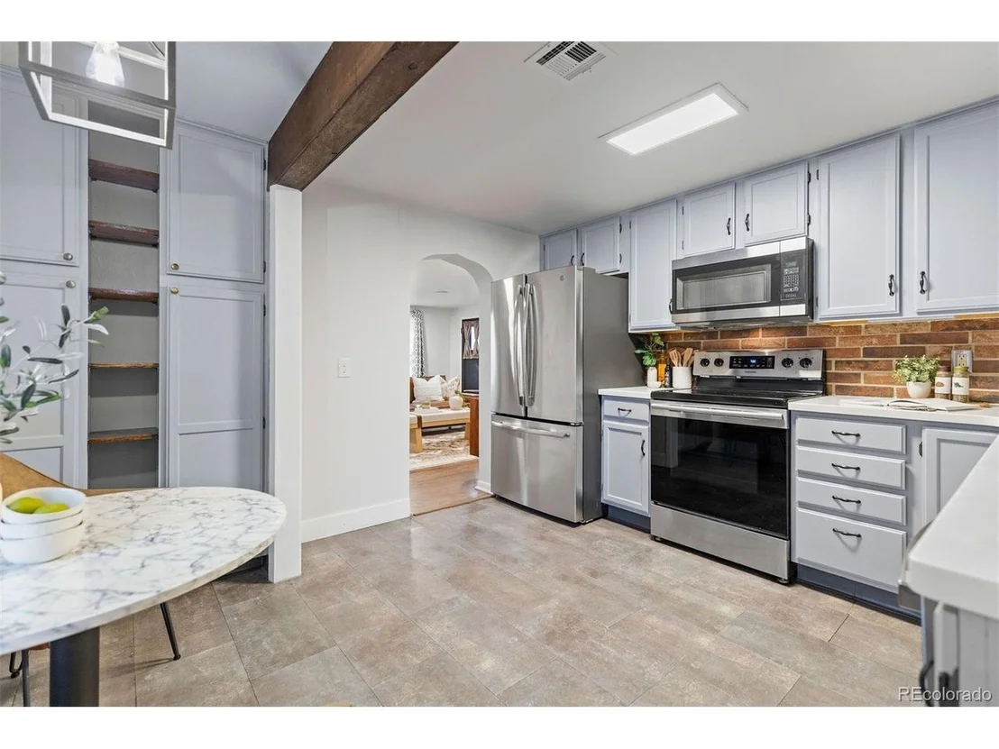 Photo of 3603 Golden St