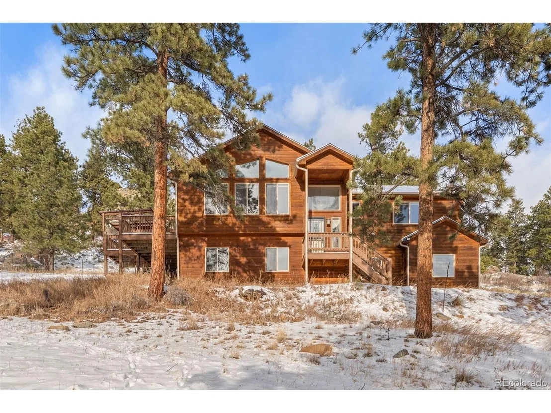 Photo of 377 Deer Trail Dr