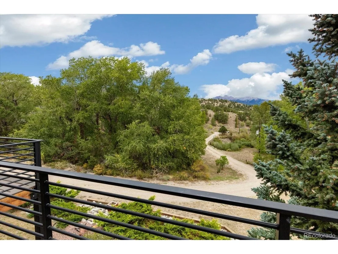 Photo of 5707 County Road 210