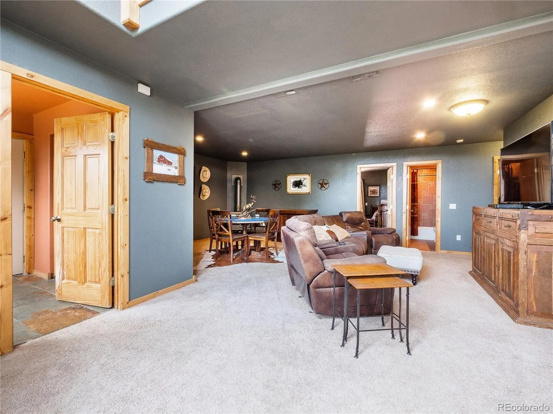 Photo of 237 Panorama Dr