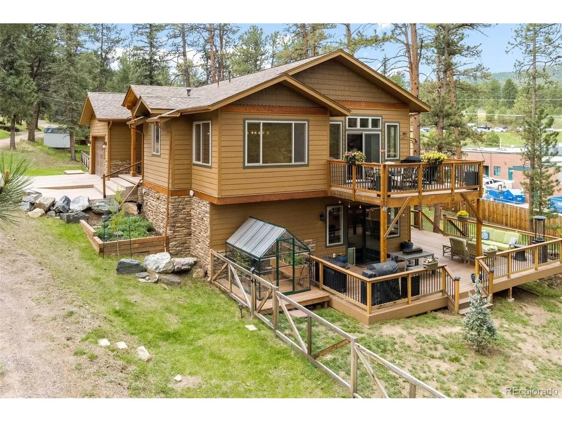 Photo of 5283 S Pine Rd