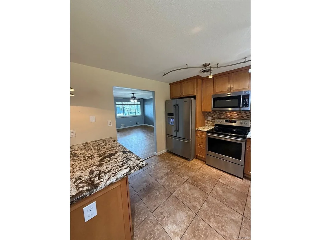 Photo of 2469 Jay St