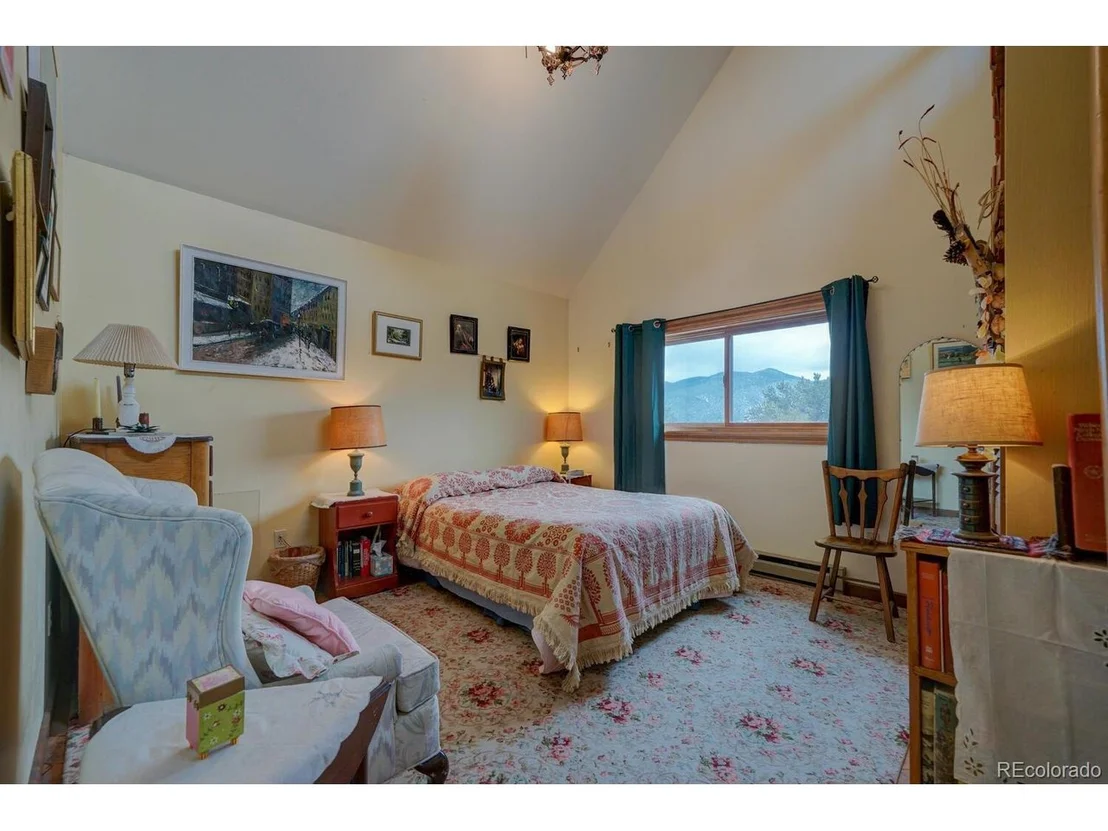 Photo of 6485 Divide Dr