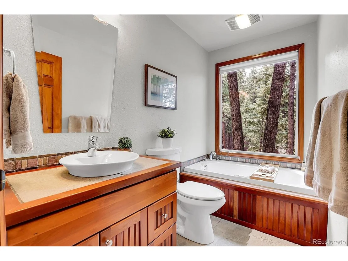 Photo of 6684 Olympus Dr