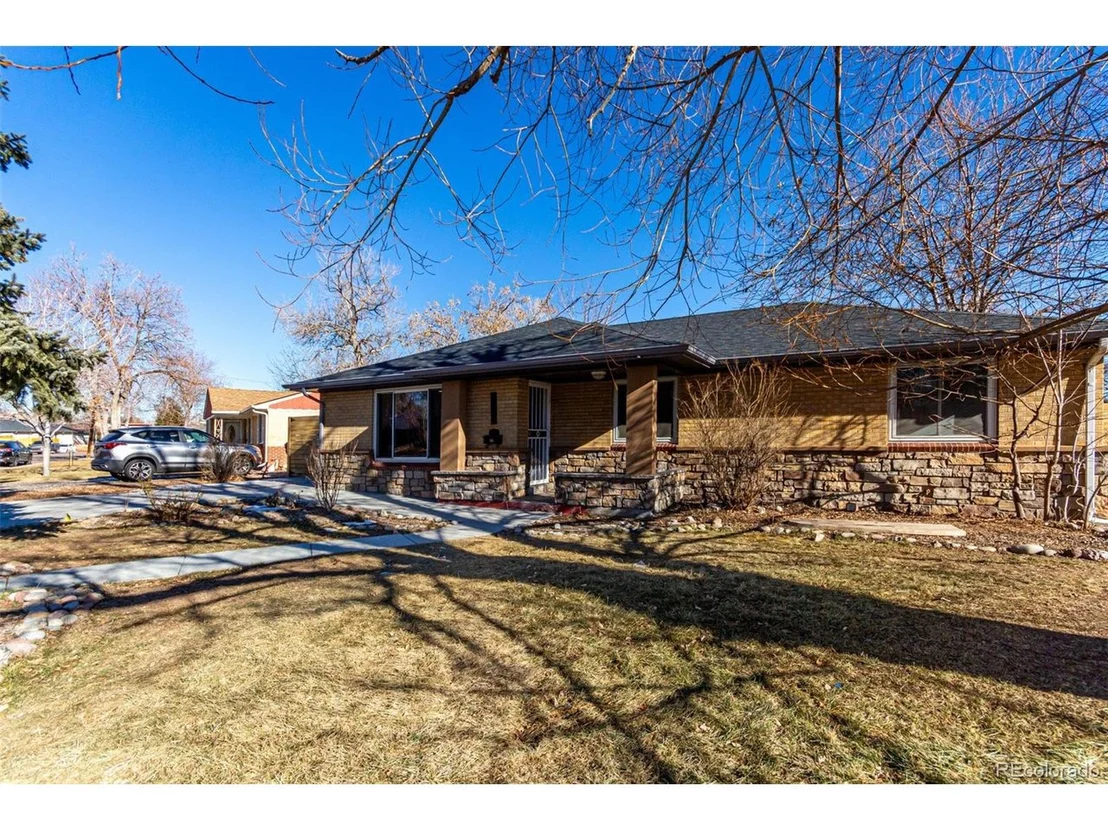 Photo of 5470 Holland Dr