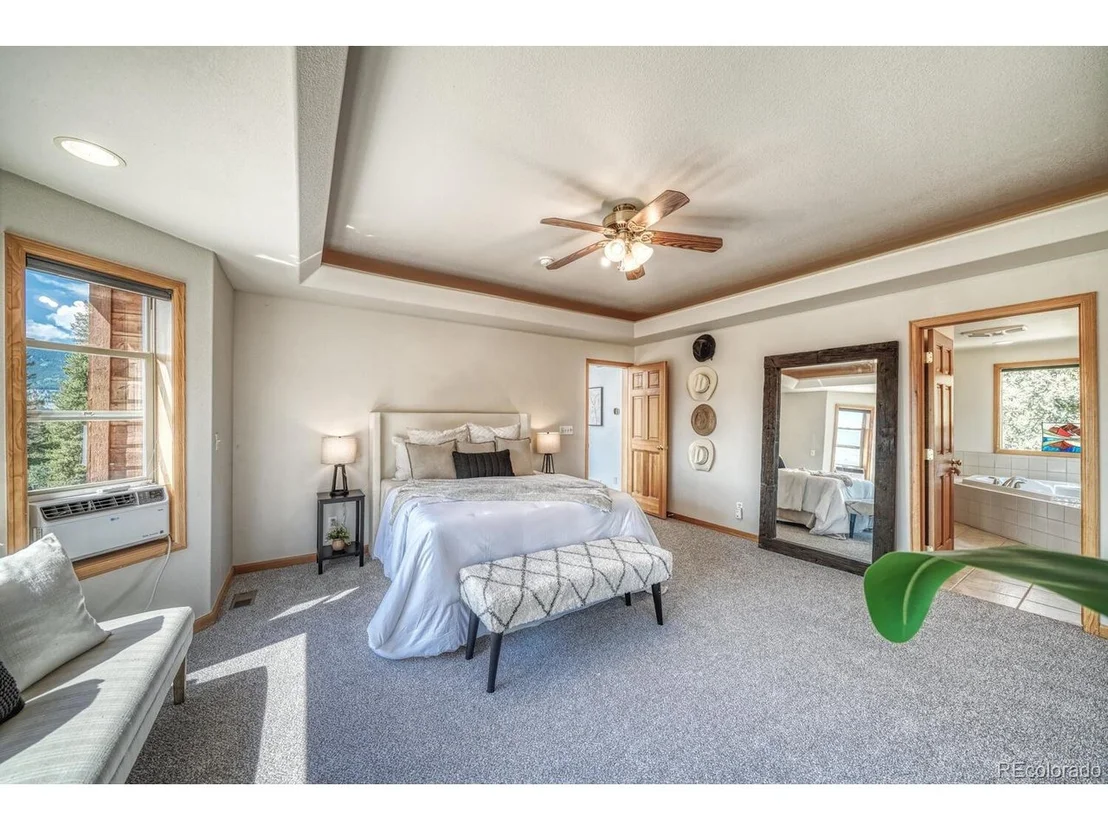 Photo of 50 Ridge Ln
