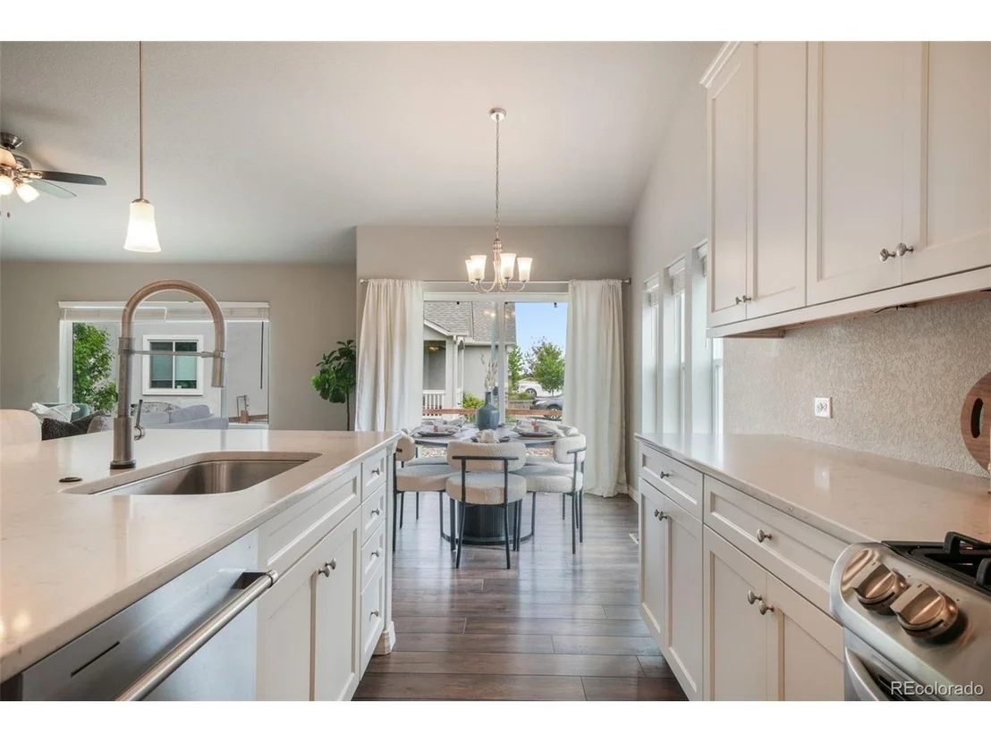 Photo of 2583 Lakes Edge Dr