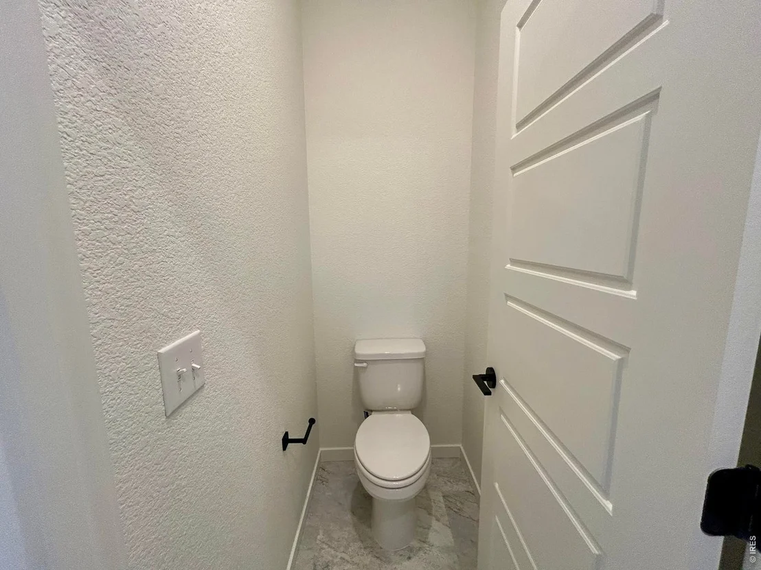 Photo of 305 Plains Pkwy