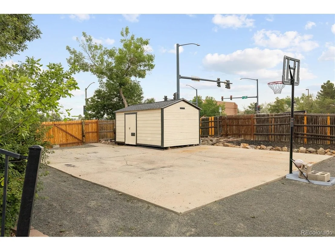 Photo of 8790 Lamar Dr