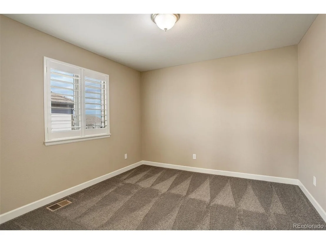 Photo of 13717 Ashgrove Cir