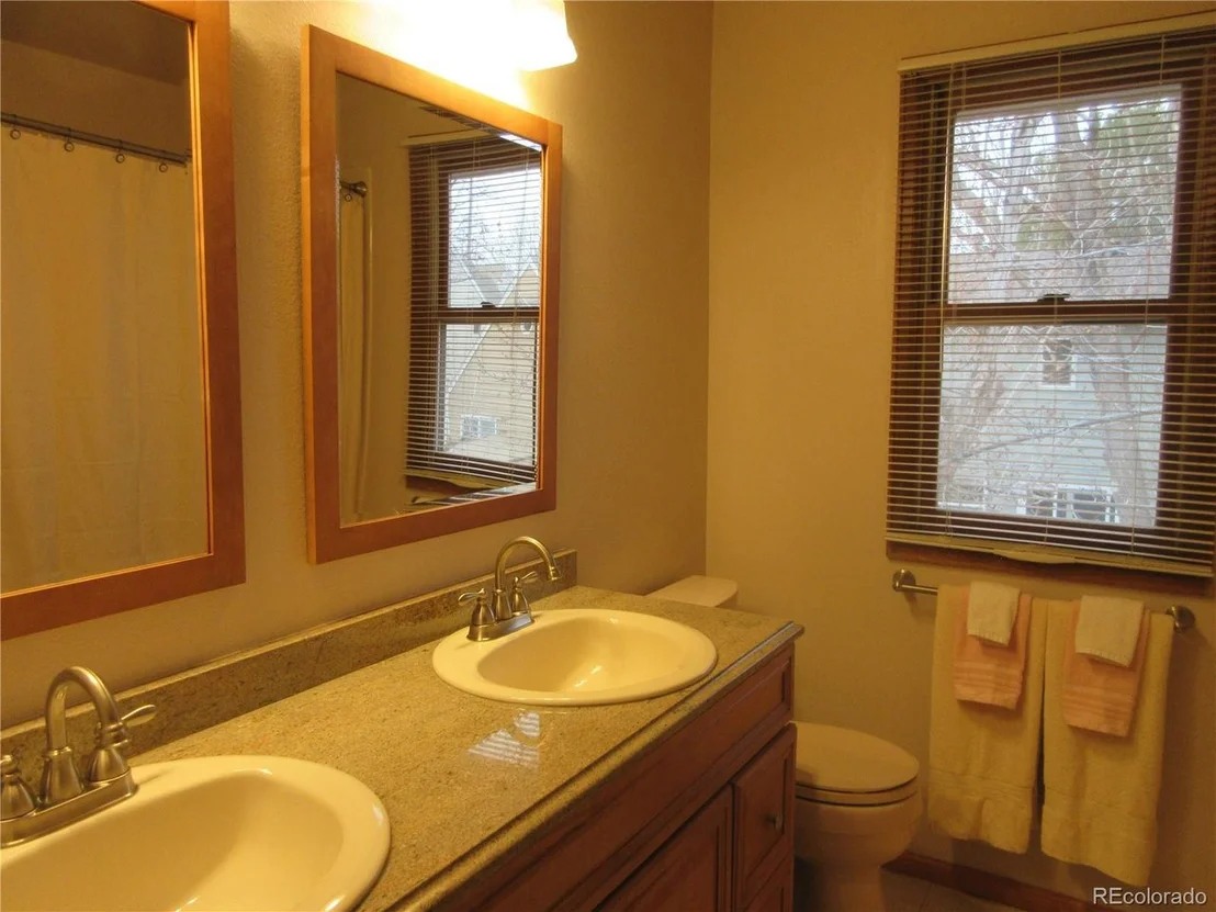 Photo of 16846 E Prentice Cir
