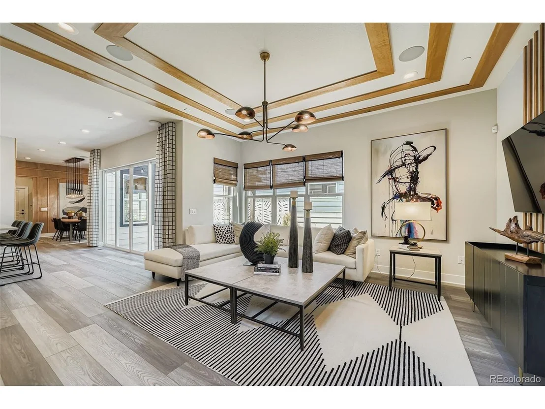 Photo of 720 Promenade Dr