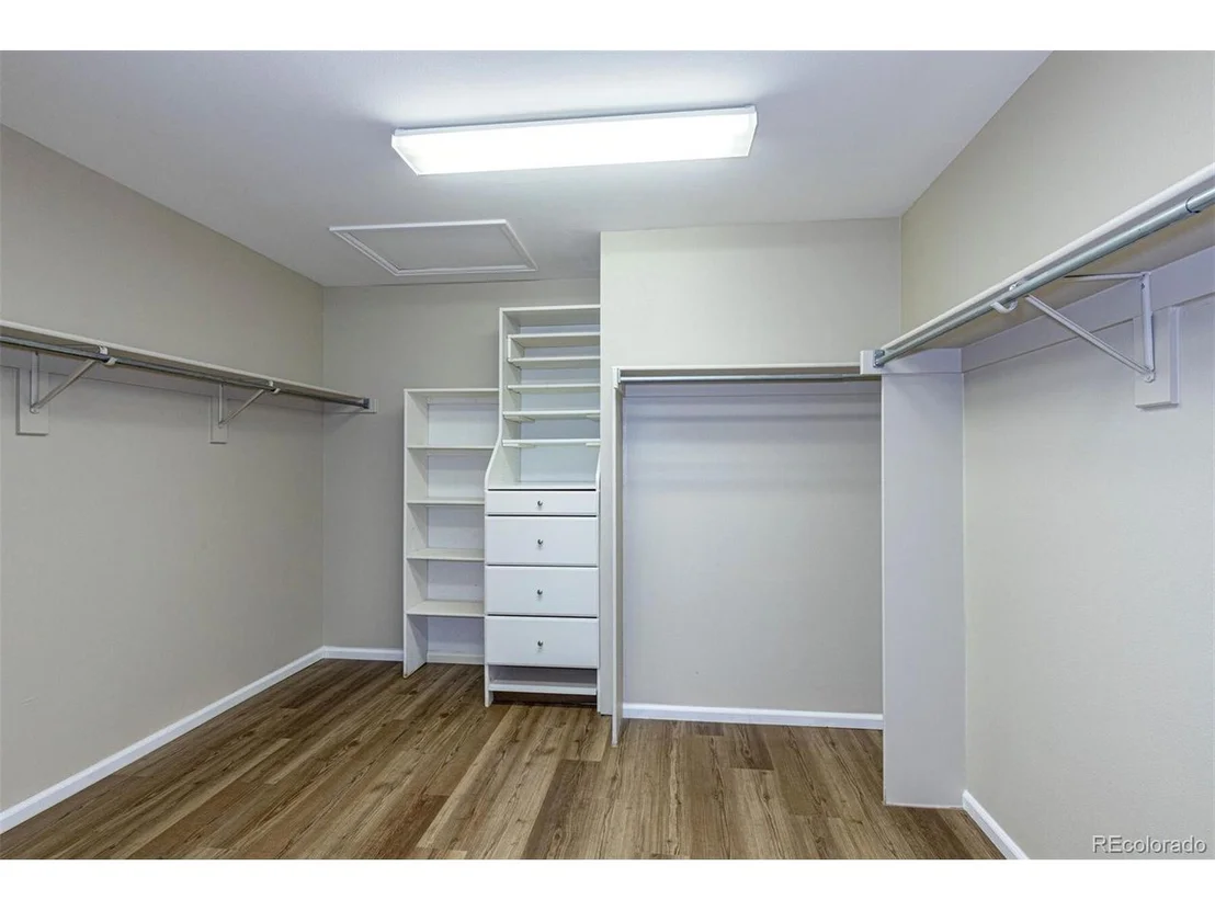 Photo of 2025 Maples Pl
