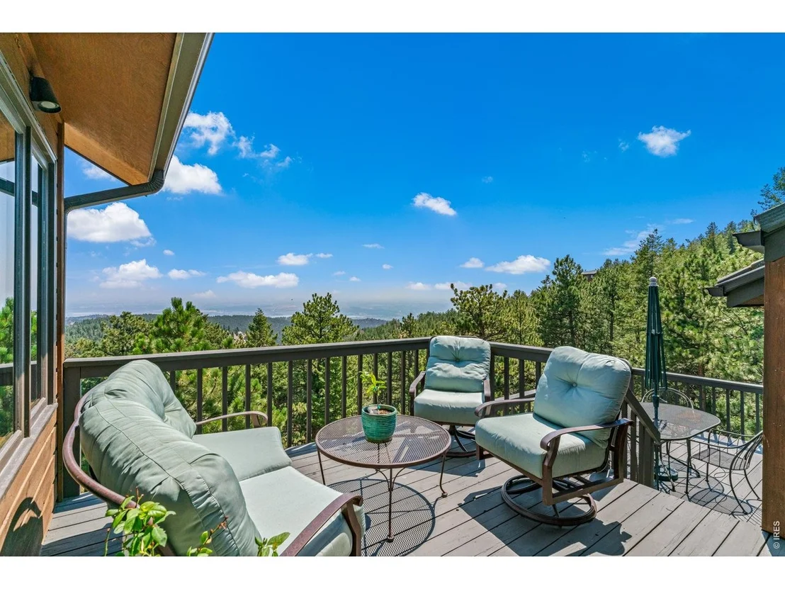 Photo of 716 Brook Rd