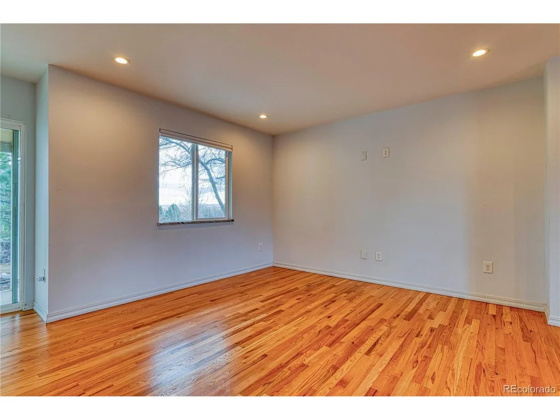 Photo of 6812 Blue Jay Dr