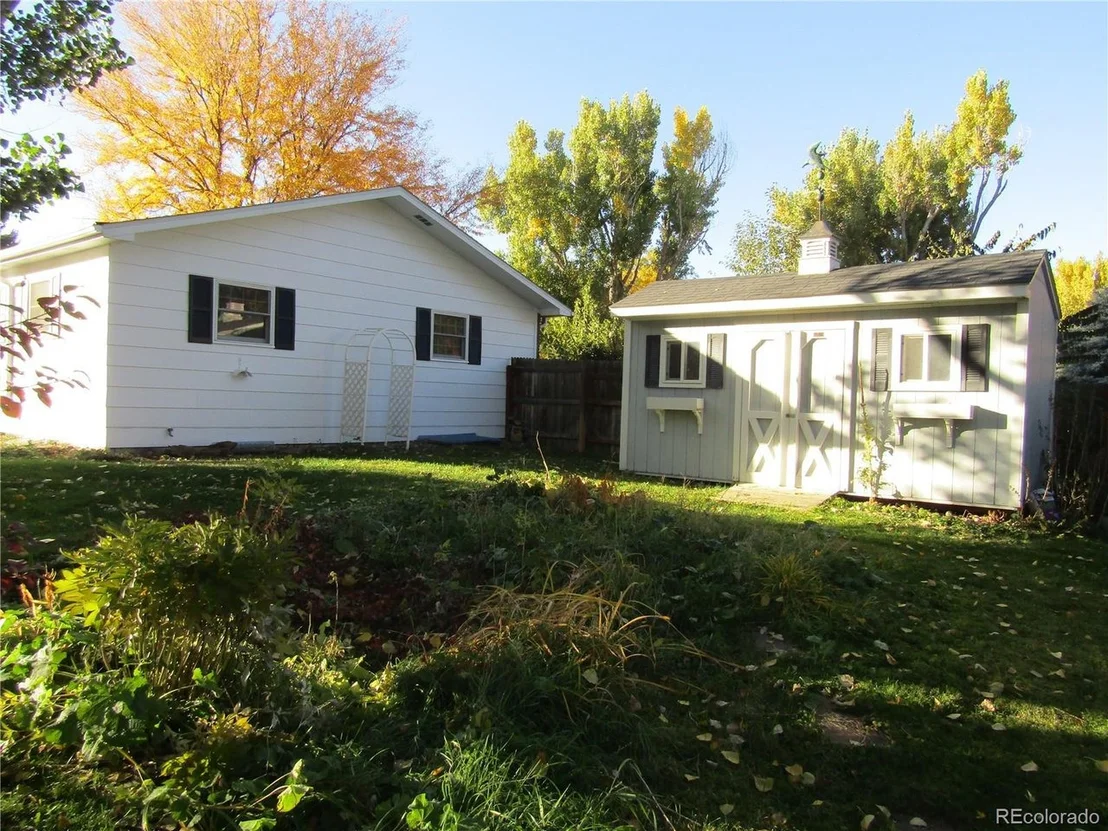 Photo of 2320 E Emerson