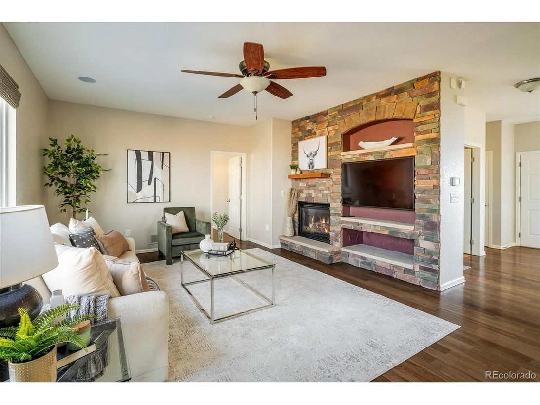 Photo of 4939 Silver Feather Cir