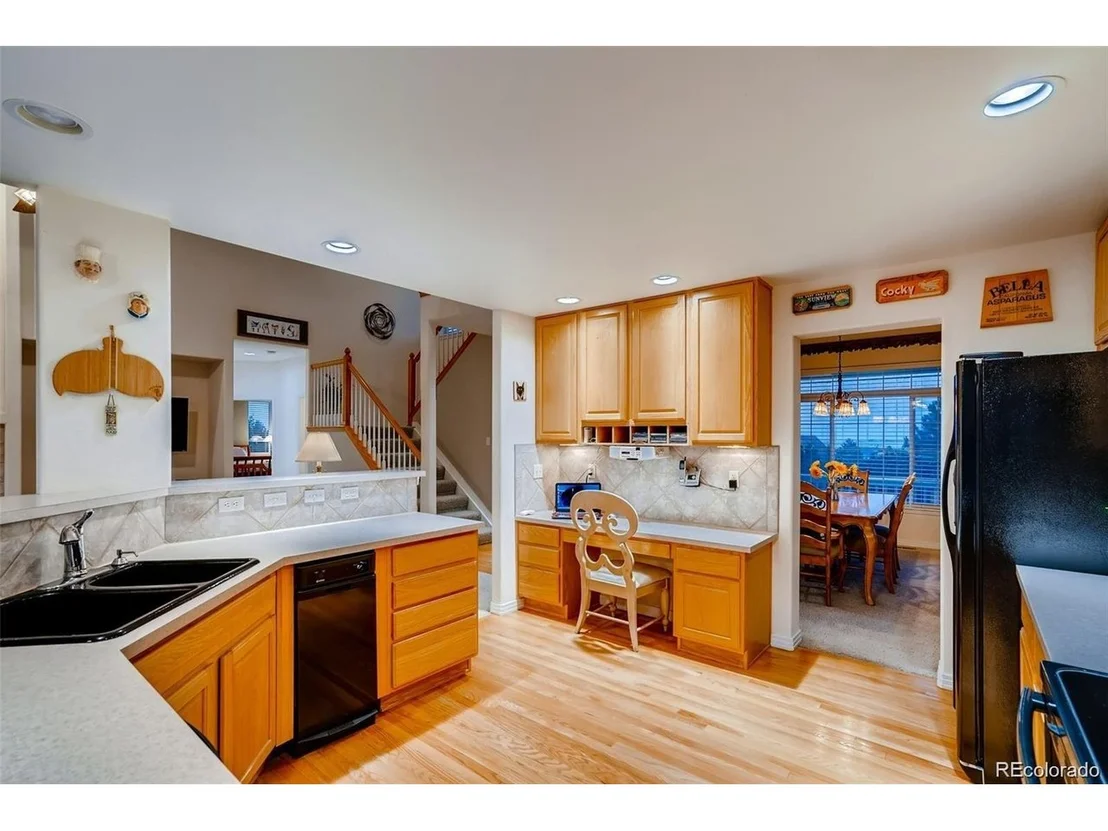 Photo of 935 Green Gables Cir Ct