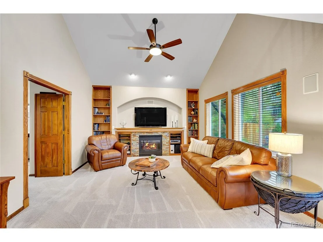 Photo of 1101 Ridgeview Cir