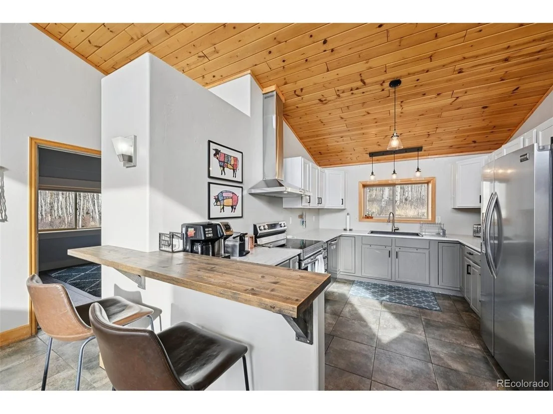 Photo of 1499 Sheep Ridge Rd