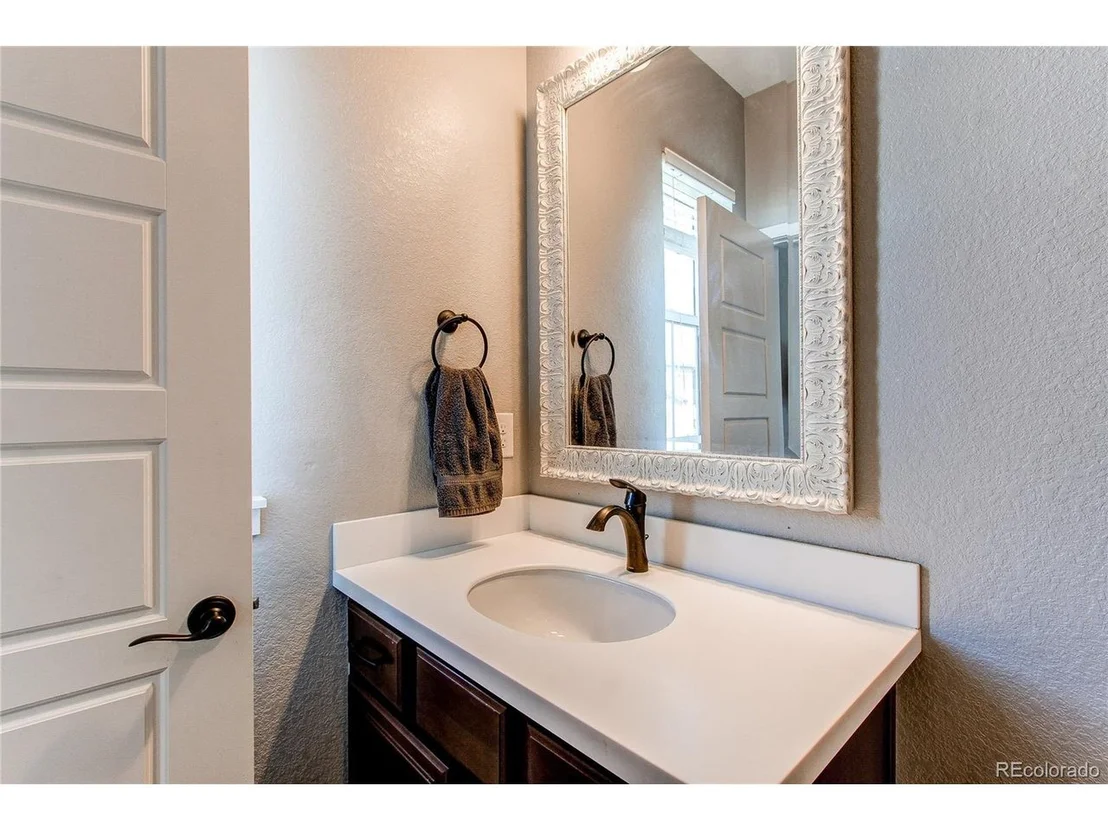 Photo of 2 Equinox Cir