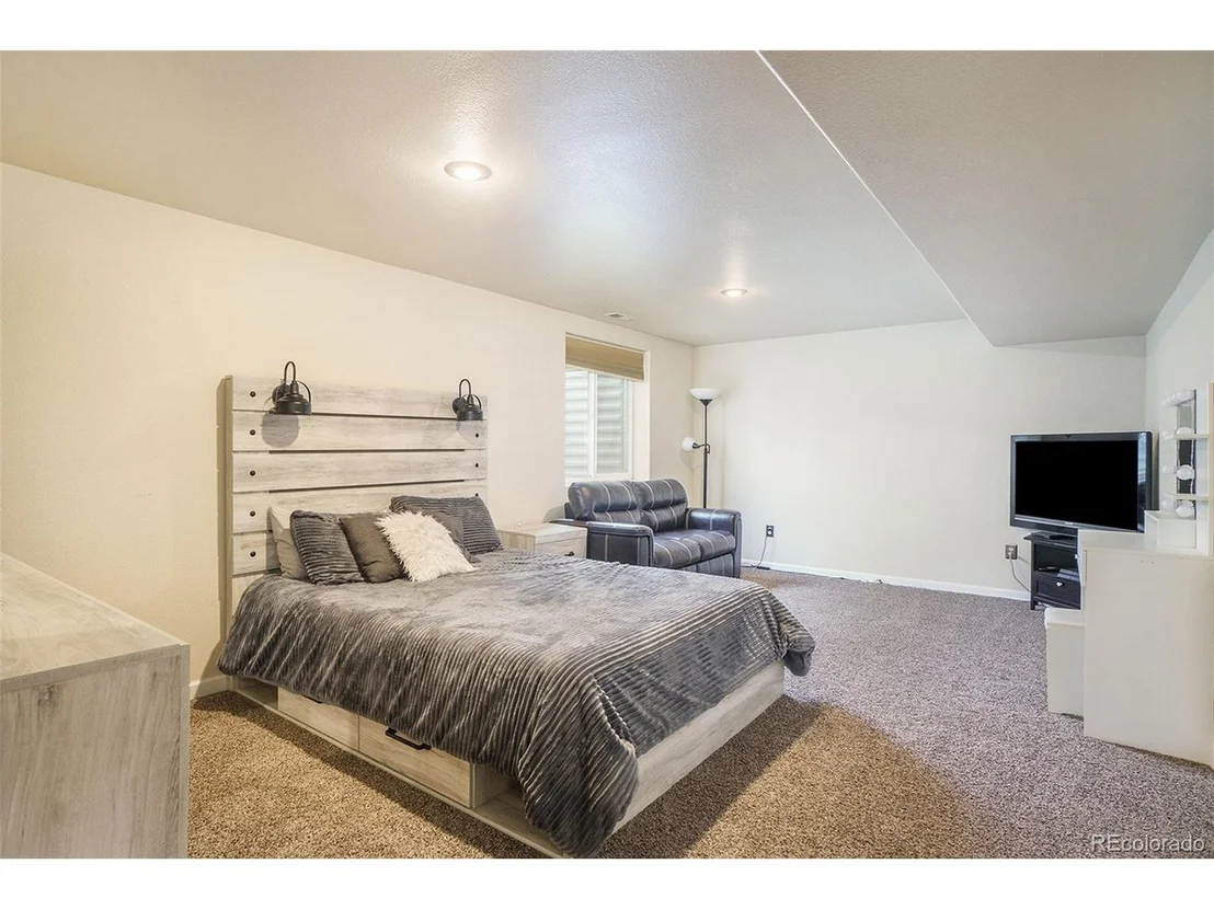 Photo of 404 Cascade Ct