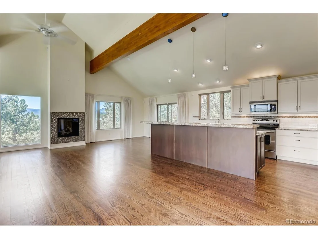 Photo of 25 Lake View Dr