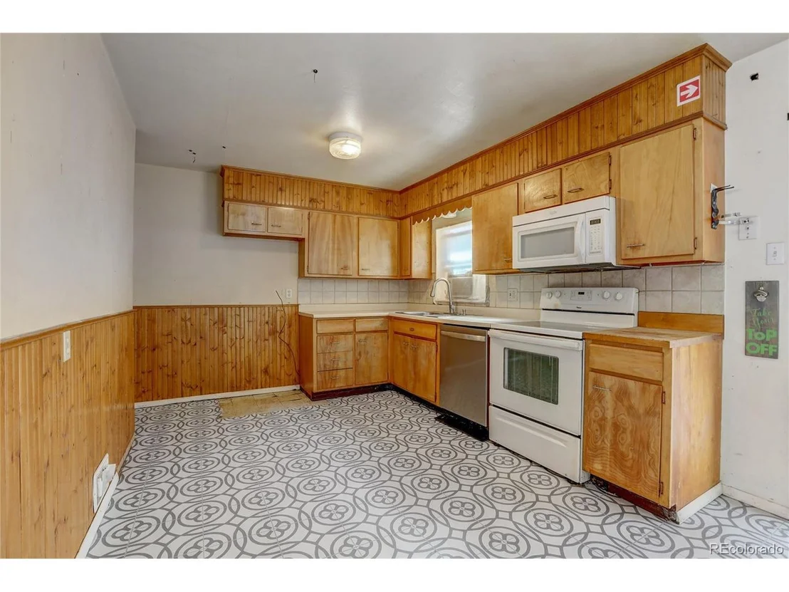 Photo of 10756 W 68th Pl
