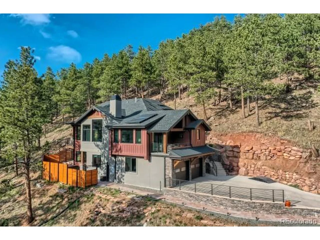 Photo of 795 Pine Brook Rd