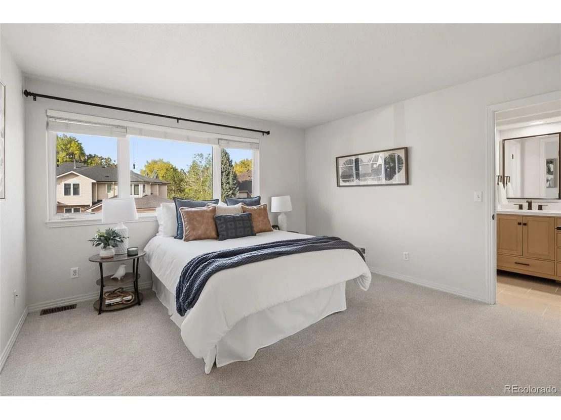 Photo of 16628 W 69th Cir