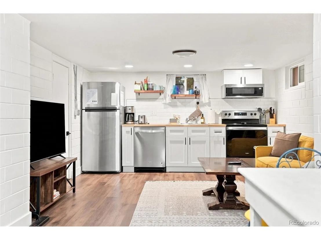 Photo of 1802 W 39th Ave