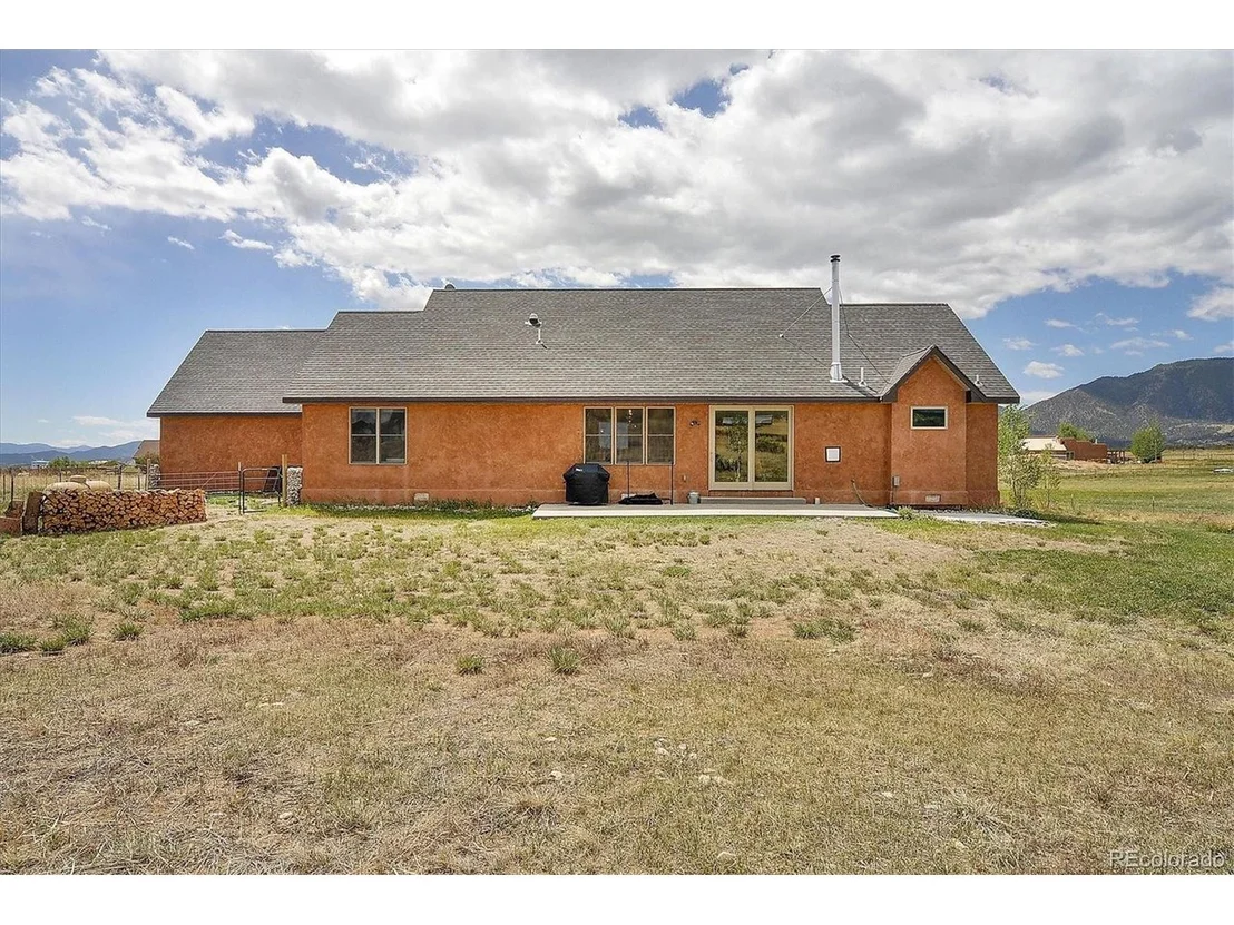Photo of 8197 Windmill Ln