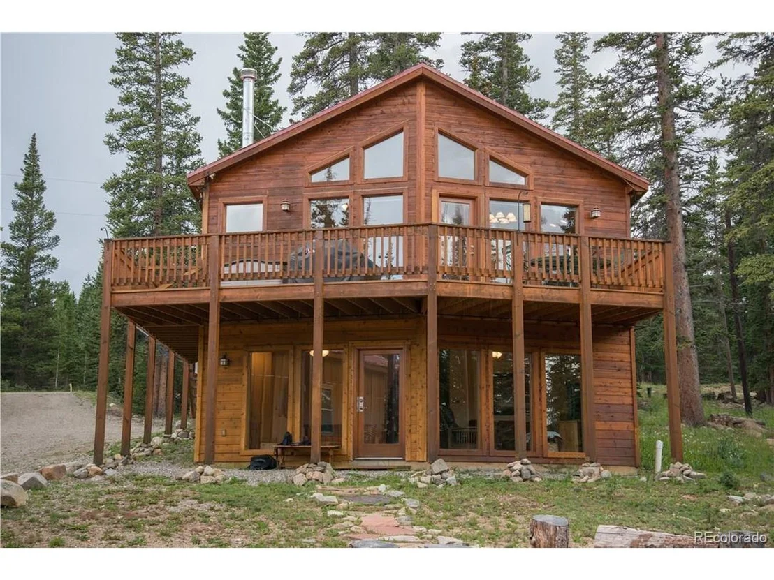 Photo of 765 Mountain View Dr
