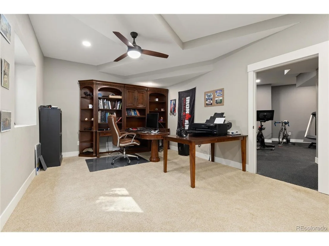 Photo of 1395 Gore Cir