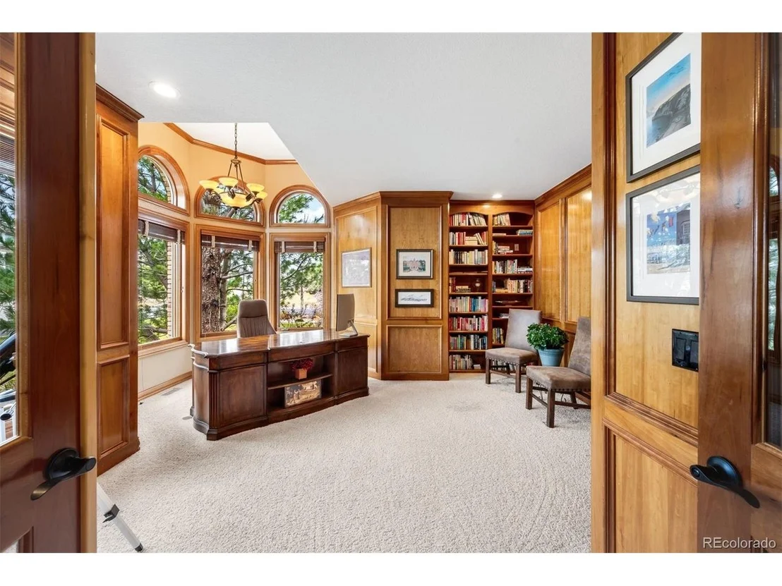 Photo of 14118 Lexington Cir