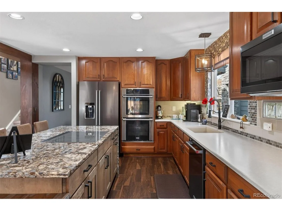 Photo of 10060 Matthew Ln