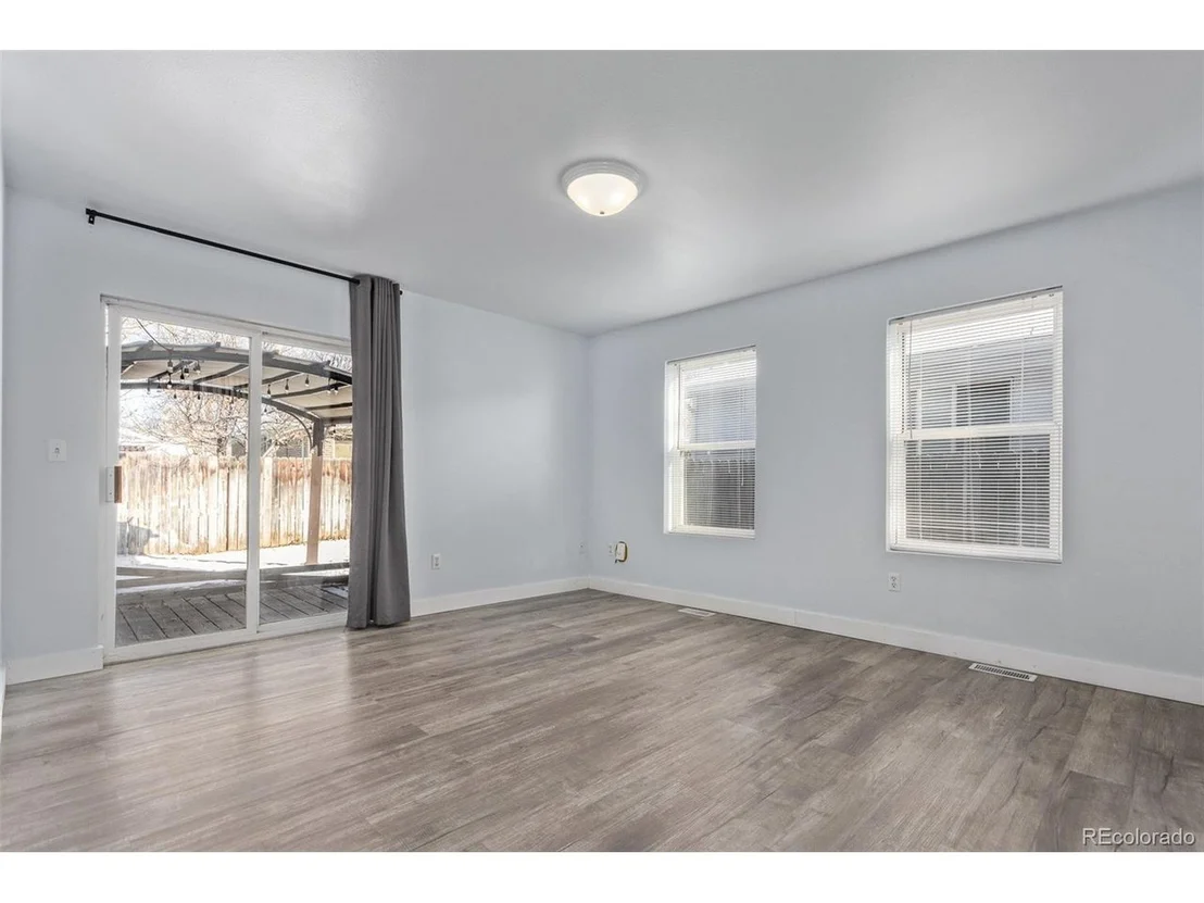 Photo of 257 Wadsworth Cir