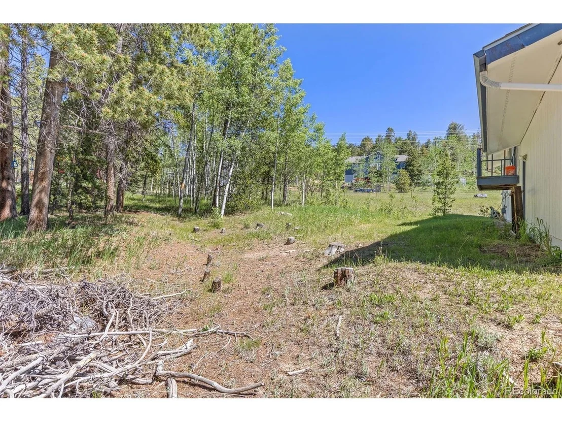 Photo of 283 Foxtail Dr