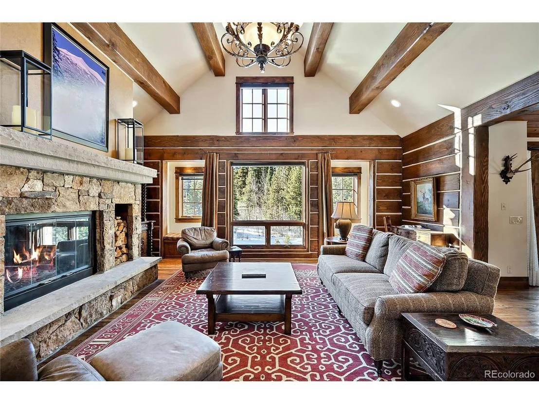 Photo of 177 Peerless Dr