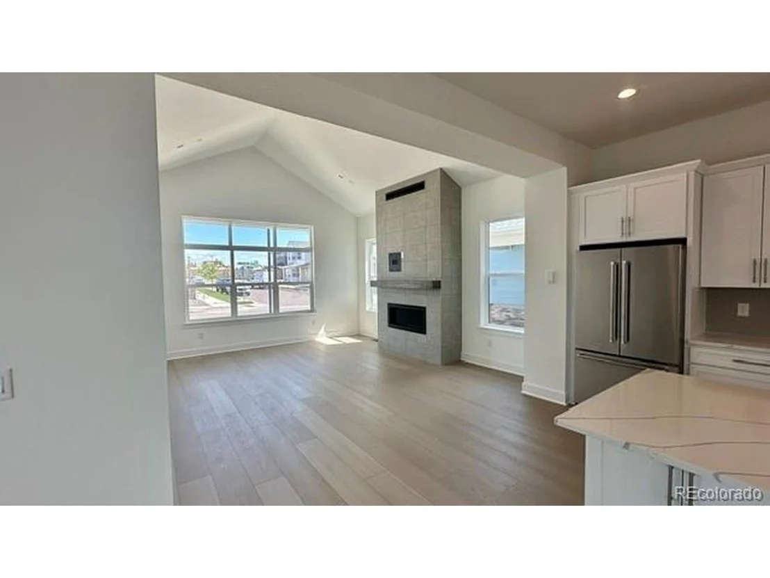 Photo of 968 Promenade Dr