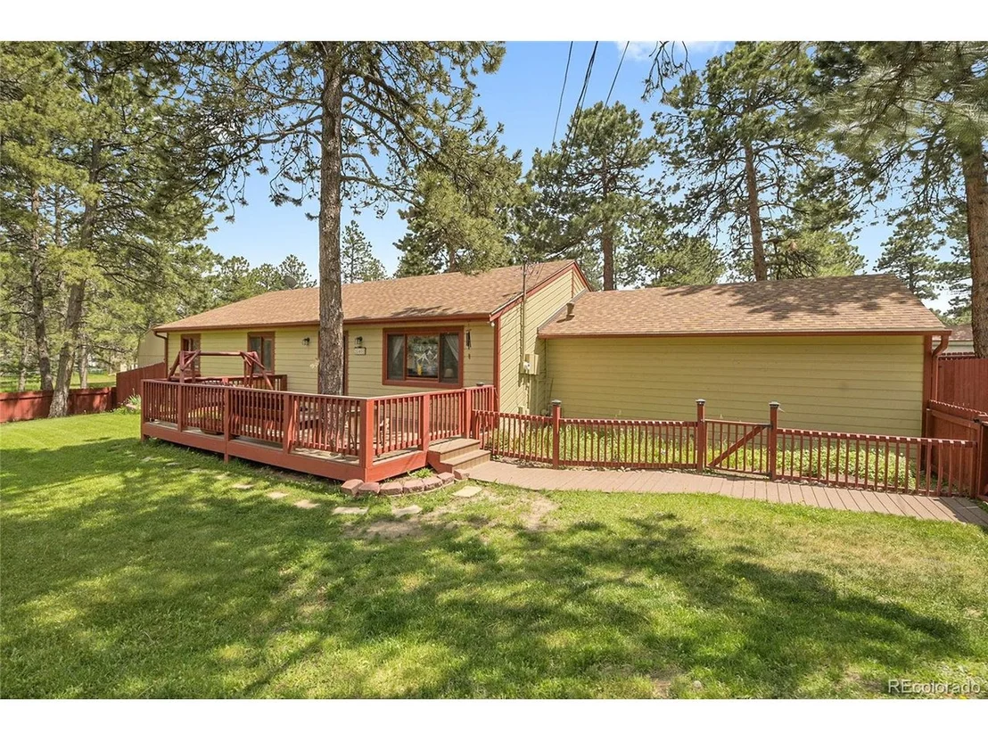 Photo of 30400 Hilltop Dr