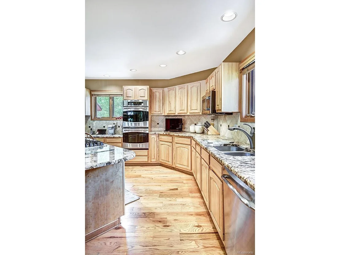 Photo of 1690 Falcon Cir